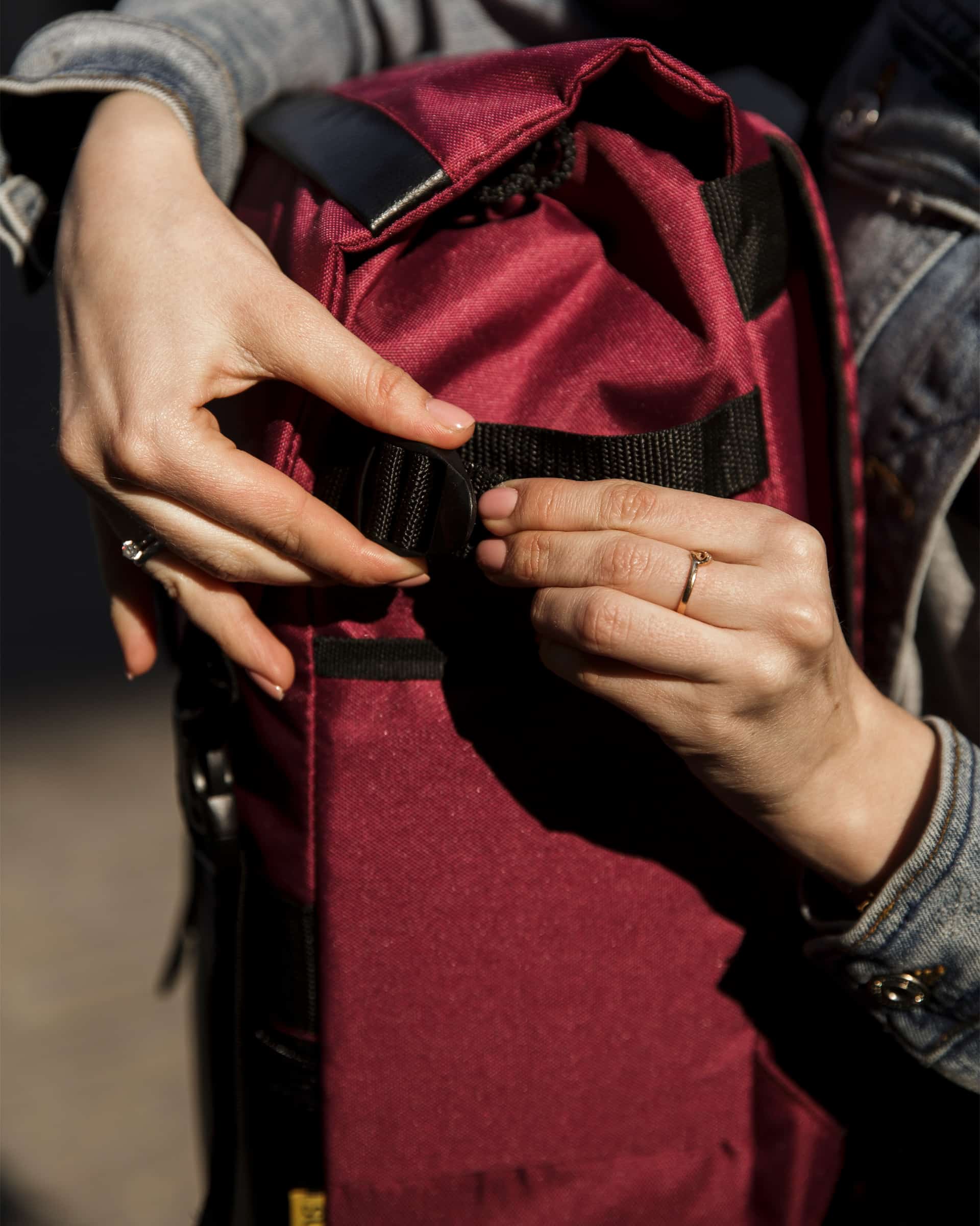 Рюкзак міський модель: Persona колір: бордо 7 Рюкзак міський модель: Persona колір: бордо